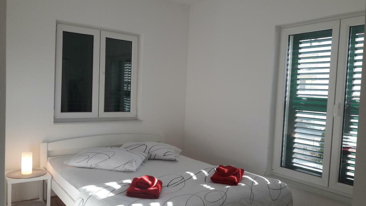 Apartment Anakatarina Trogir Exterior photo